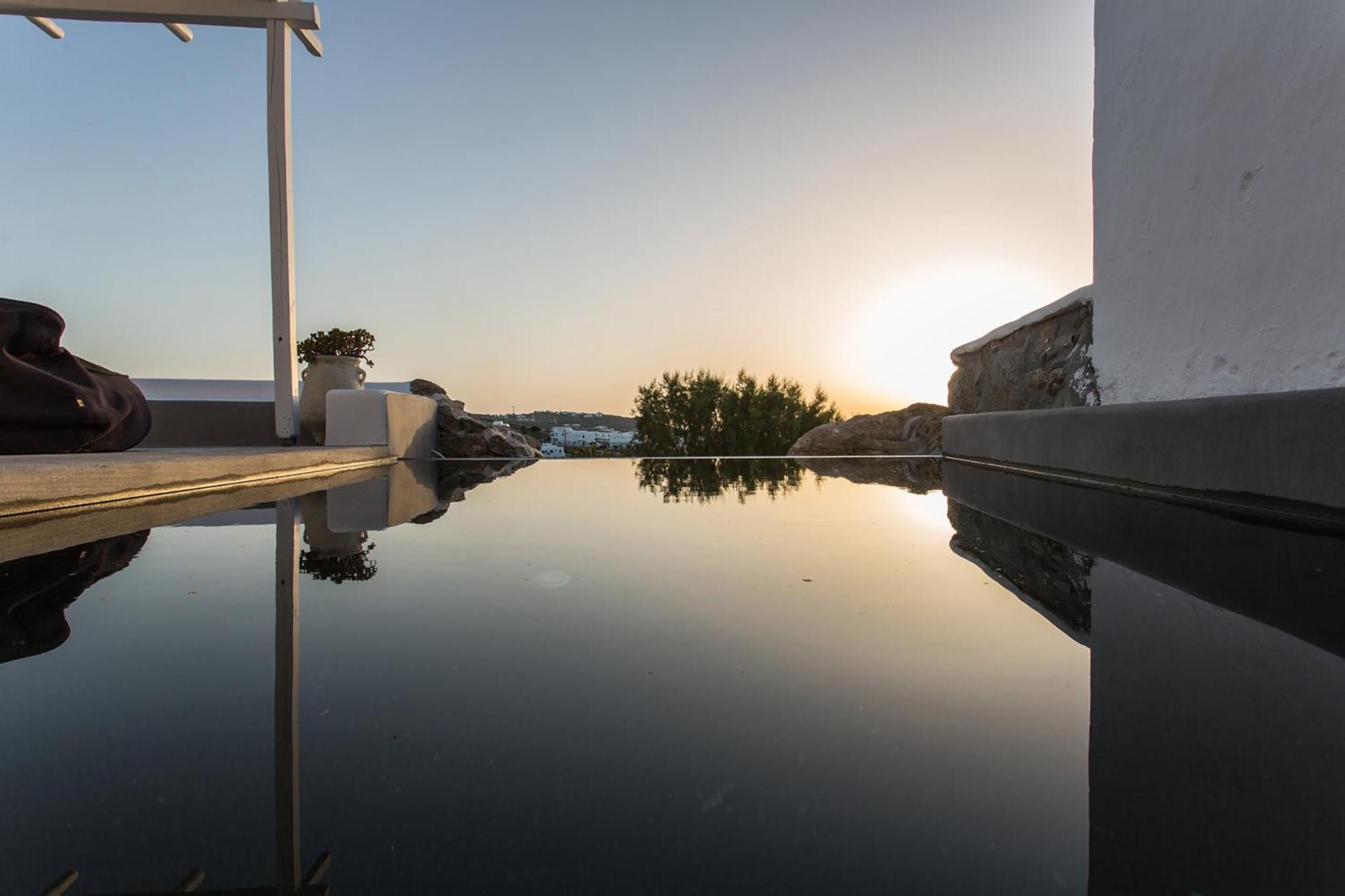 Ostraco Suites Mykonos Town Exterior foto